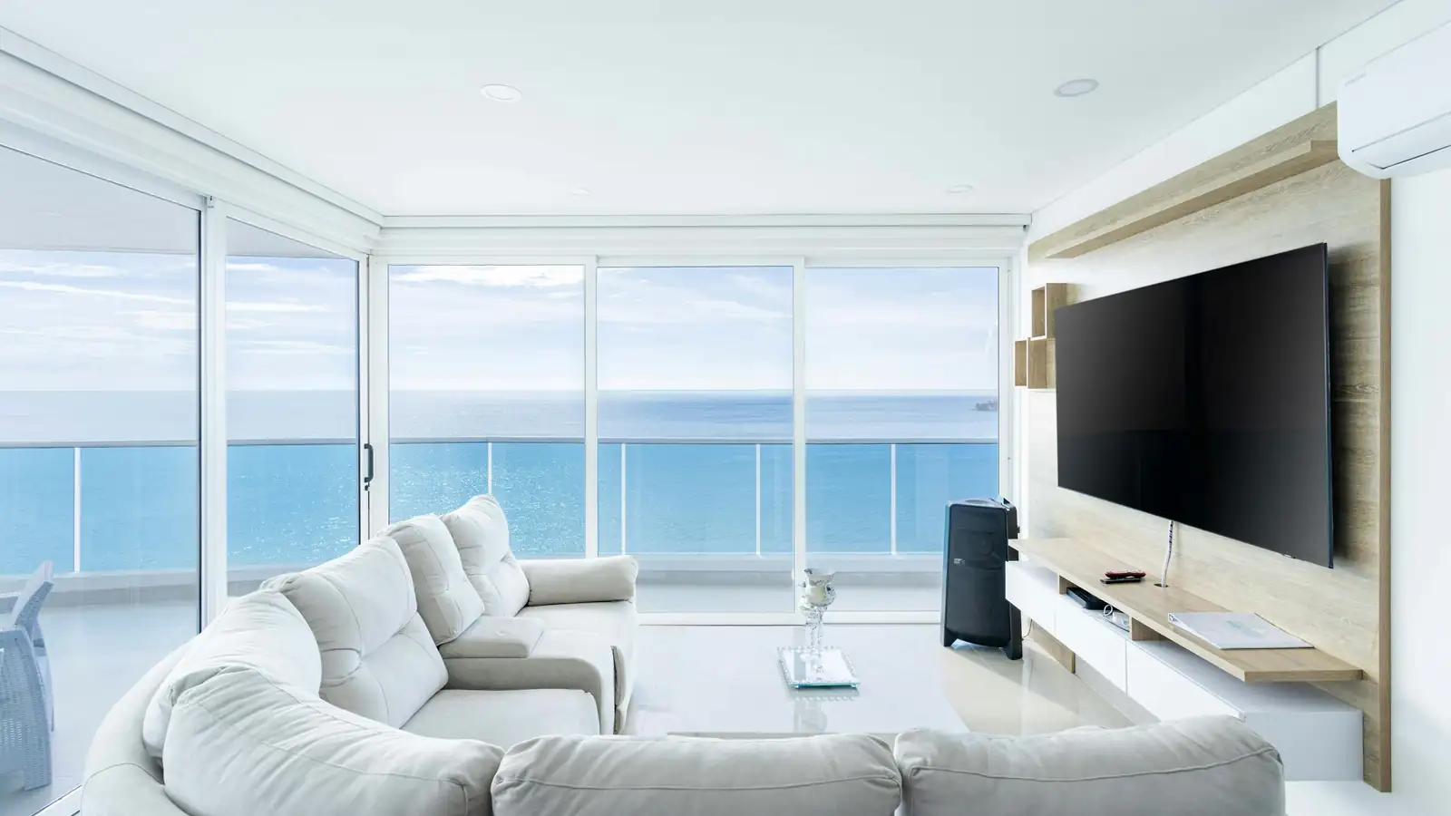 Modern sea-view apartment living room